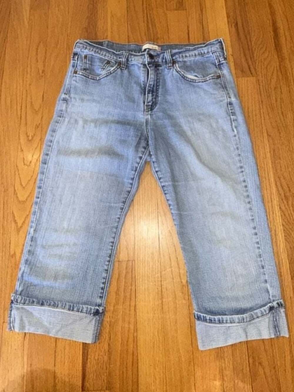 Levi's 515 Capri Size 12 Jeans Medium Wash Denim Jeans